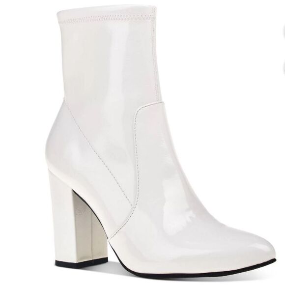 Wild Pair  Womens Becci White Patent Zipper Pointed Toe Booties Shoes white 10M - Picture 3 of 9